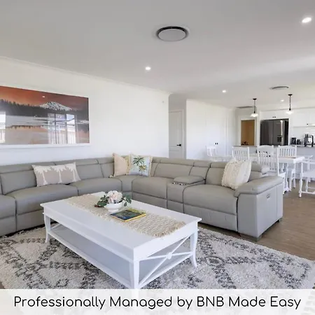 Luxury On Lesmurdie - Close To Zoo & Golf Club Dubbo Exterior photo